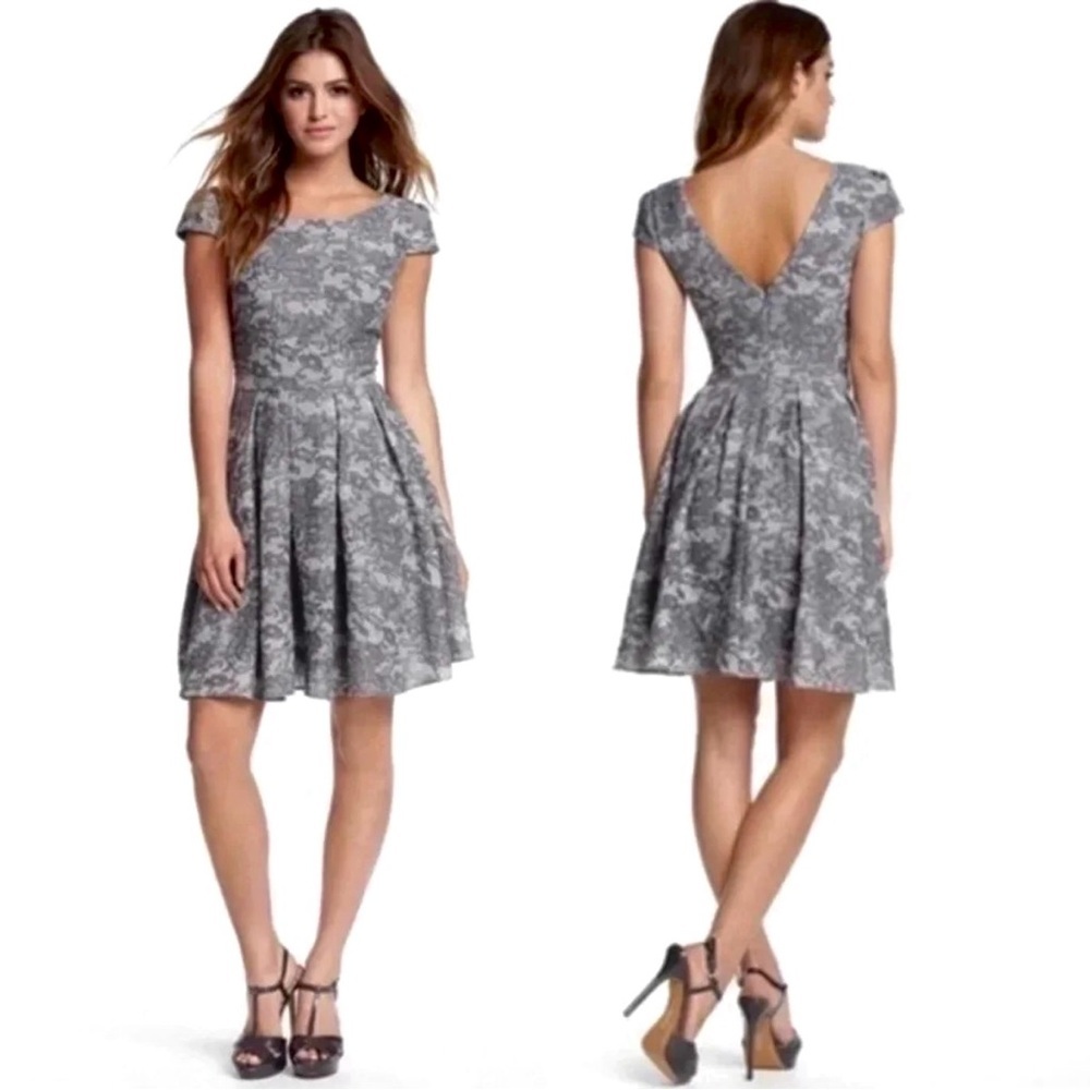 Betsey Johnson Floral Grey Lace Print Fit & Flare Cocktail Dress Size 10